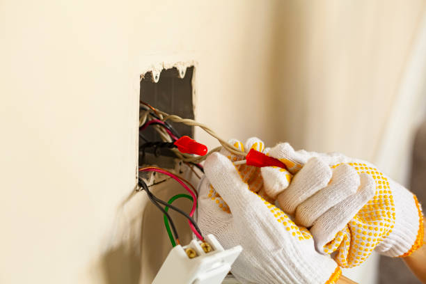 Best Electrical Outlet Installation and Repair  in Floral Park, NY